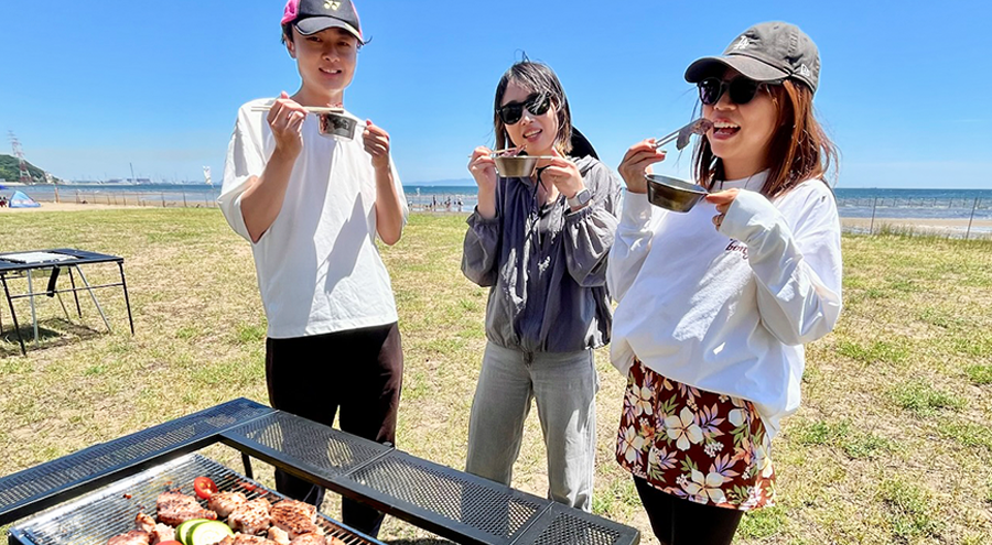 潮干狩り場でBBQ